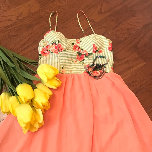 ✔️Jodi Kristopher High Low adorable Sundress - Picture 2 of 8